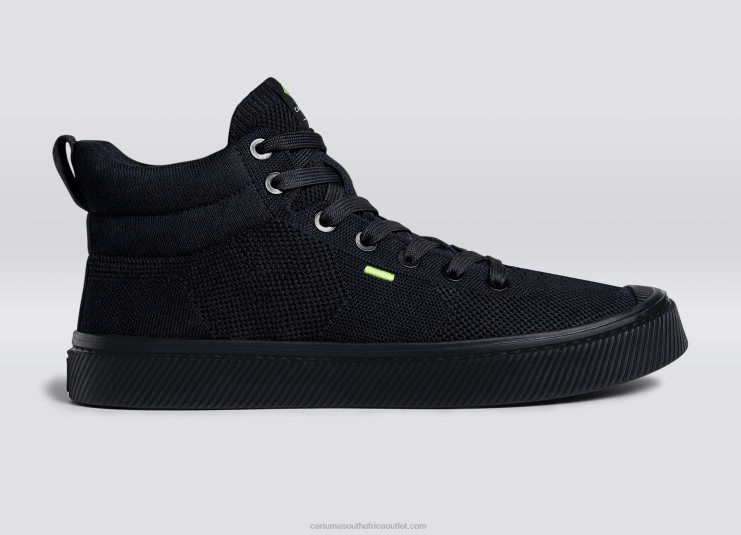 Men Cariuma All Black Knit DFFFT190