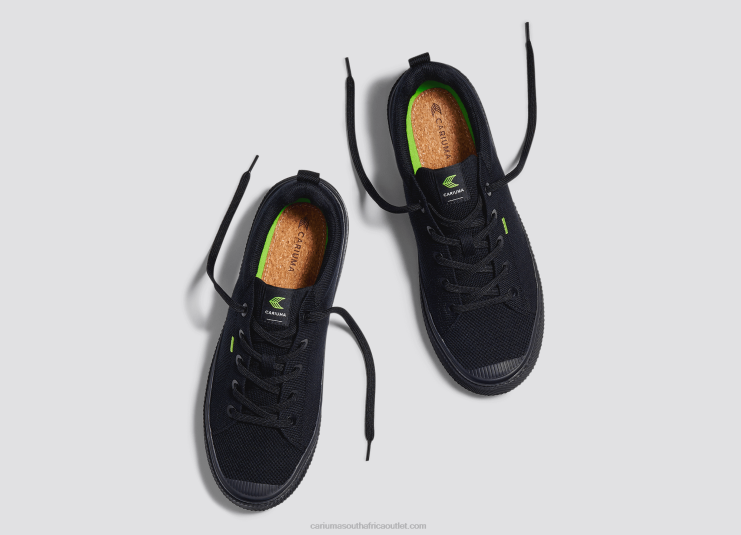 Men Cariuma All Black Knit DFFFT180