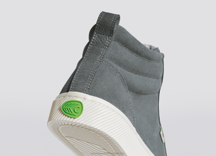 Men Cariuma Charcoal Grey Suede DFFFT60