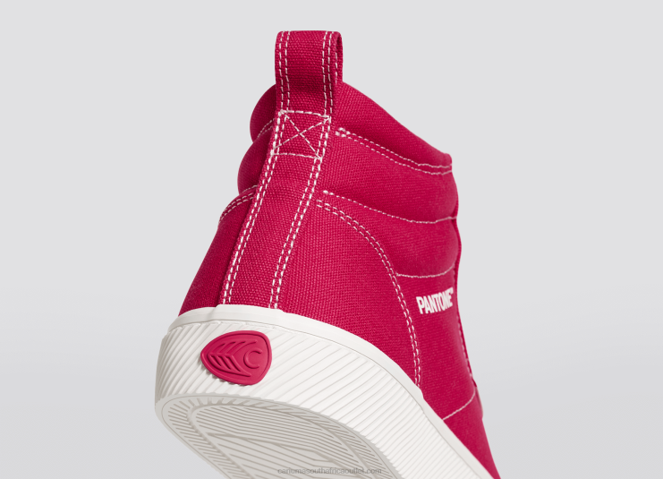Men Cariuma Pantone Viva Magenta/Off-White Canvas DFFFT63