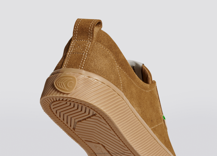 Men Cariuma All Camel Suede DFFFT34