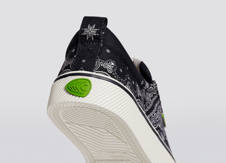 Men Cariuma Black Bandana Canvas DFFFT13