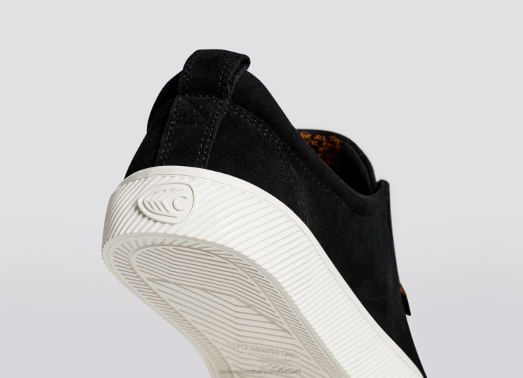 Men Cariuma Deus Ex Machina Black Suede DFFFT26