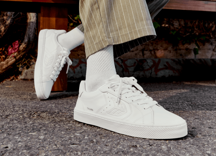 Men Cariuma White LWG Leather/Black DFFFT97