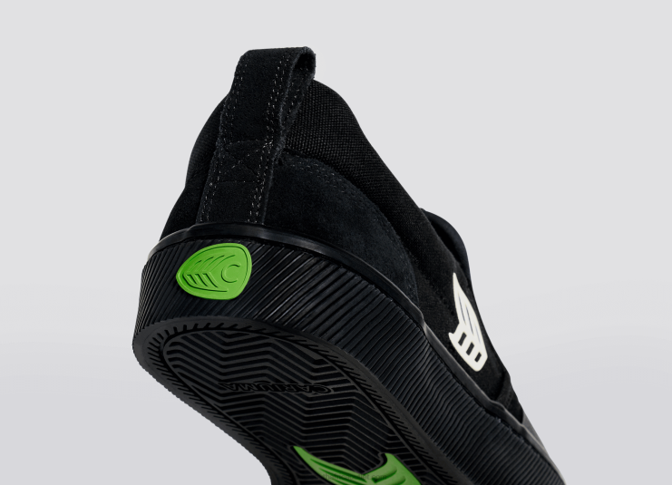 Men Cariuma All Black/Ivory DFFFT112