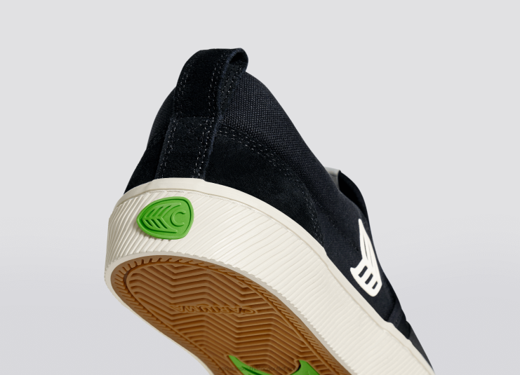 Men Cariuma Black/Ivory DFFFT110