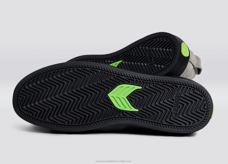 Men Cariuma Grey/Black DFFFT114