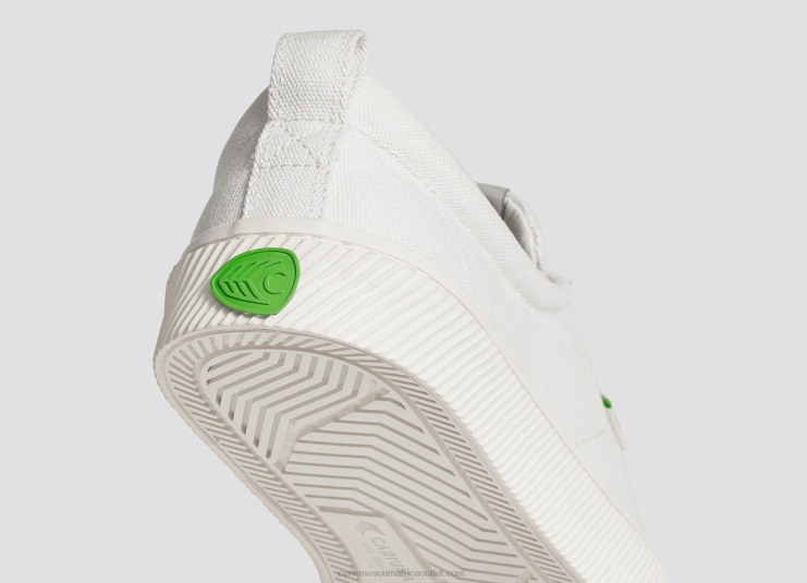 Women Cariuma Off-White Canvas DFFFT218