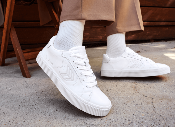 Women Cariuma White LWG Leather/Ice DFFFT313