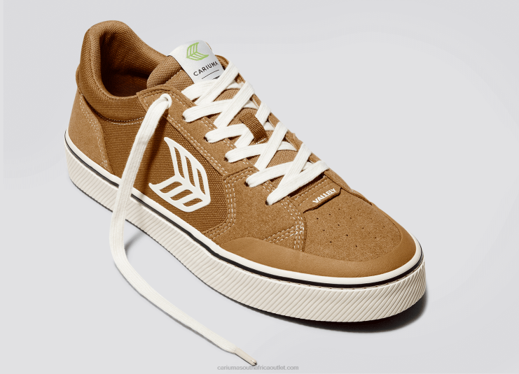 Women Cariuma Camel/Ivory DFFFT337